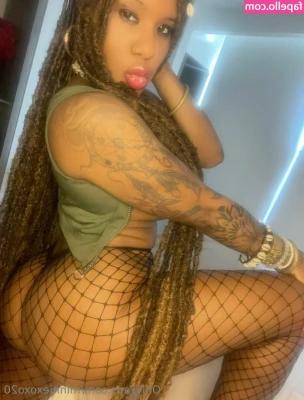 minniexoxo20 - It’s almost shred season…