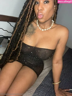 minniexoxo20 - Want free porn? Shes going Live tonight Hurry