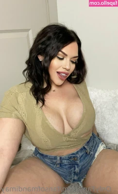 fansofmandimay - Black straps and gold chains ^_^