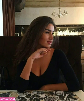 Valeriia Simavonian [ valeriia-simavonian ] - Stinky socks and sweaty moist feet that are stinky🍆💦 YUM