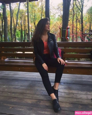 Valeriia Simavonian [ valeriia-simavonian ] - It's Friday night~ wanna hang out? I promise to not put panties on ;)