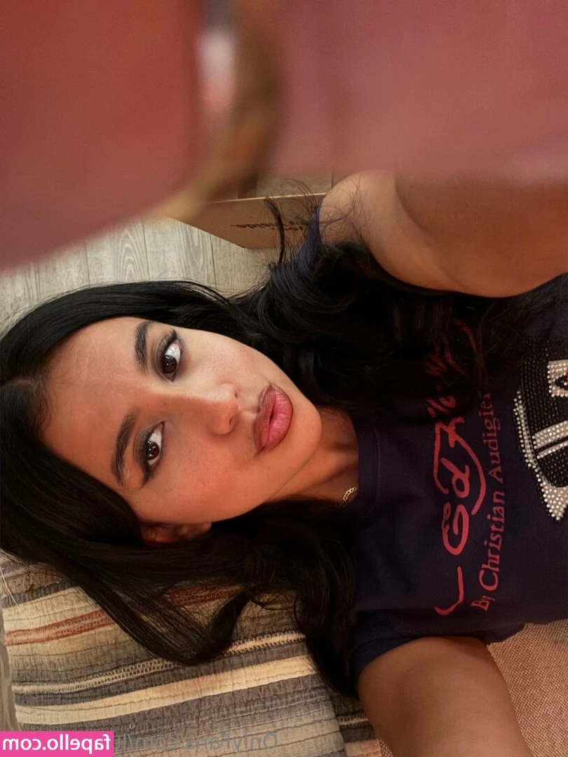 lucys_closet [ lucys-closet-3 ] - Big boobies club!