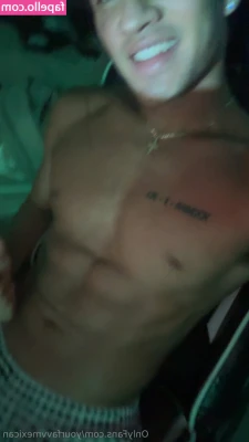 yourfavvmexican - You like my outfit daddy ?