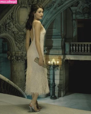Emmy Rossum [ emmy-rossum ] - Happy new year 😜