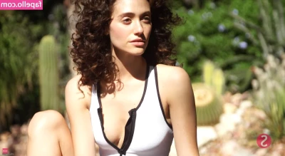 Emmy Rossum [ emmy-rossum ] - It s a bit chilly