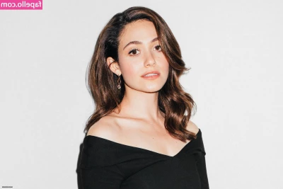 Emmy Rossum [ emmy-rossum ] - Check my baby friend @sami_e 🤪🍆🍑