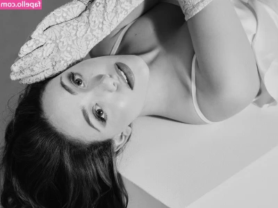 Emmy Rossum [ emmy-rossum ] - new solo toy video on the balcony in key west going out tonight 👀