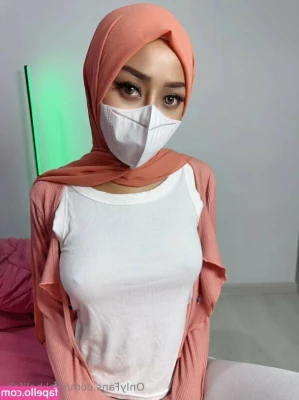 syakhalifah [ syakhalifah-22 ] - I ve been so busy this week but at least I had one hour nude by the