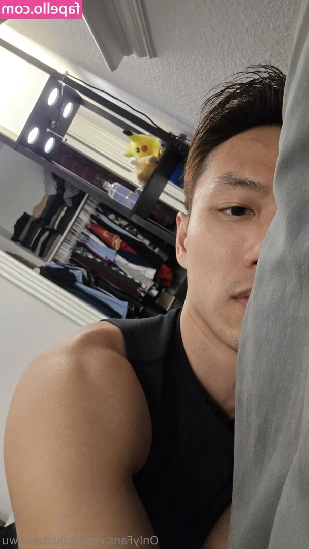 itsjustmeuwu - I need a dick the size of my forearm  not yours