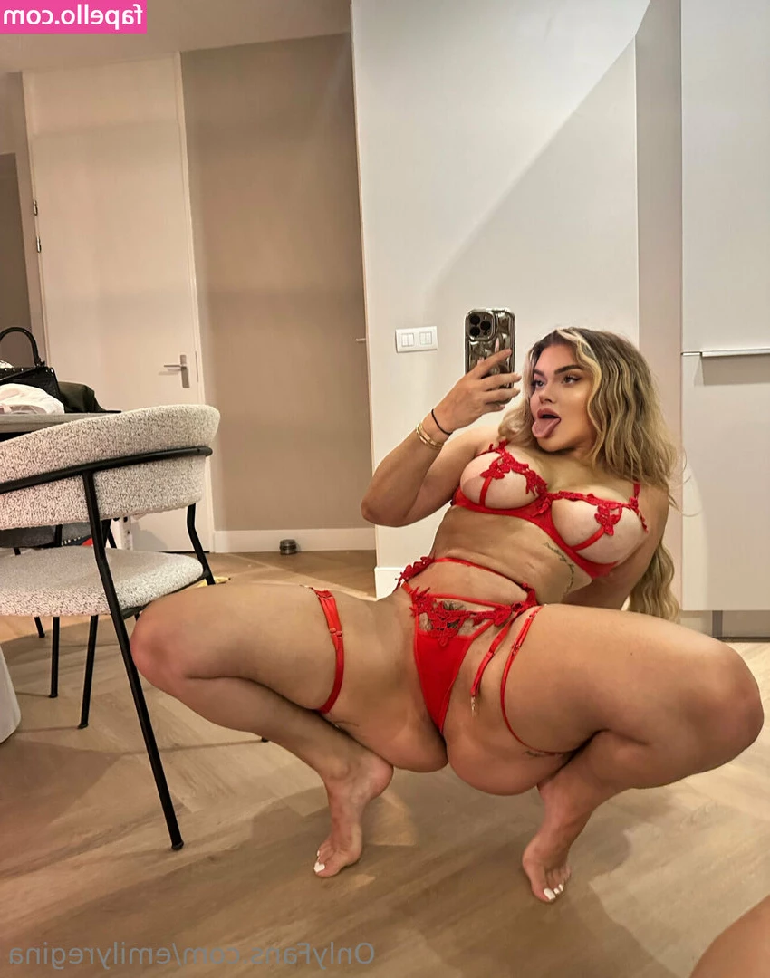 cakequeengina - Go check private messages for the videos