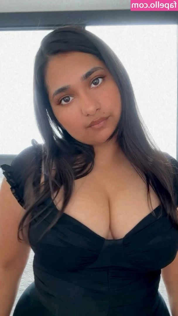 ariagrover - Big boobies and pigtails