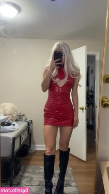 sofiasuxx - I've been getting a lot of people asking me where I've disappeared to part 1