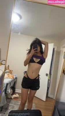 sofiasuxx - Watch me dance for you  then I ll dance on you