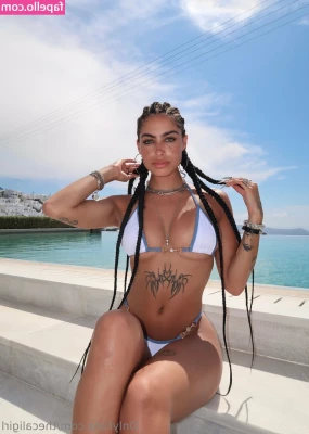 thecaligirl [ thecaligirl-1 ] - Waiting for you in my DM