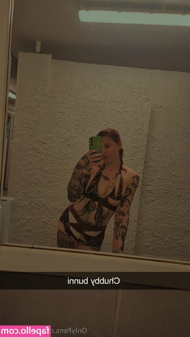 skyessexy - Kjeder meg hjemme i kveld  vil du chatte    Er aktiv på 