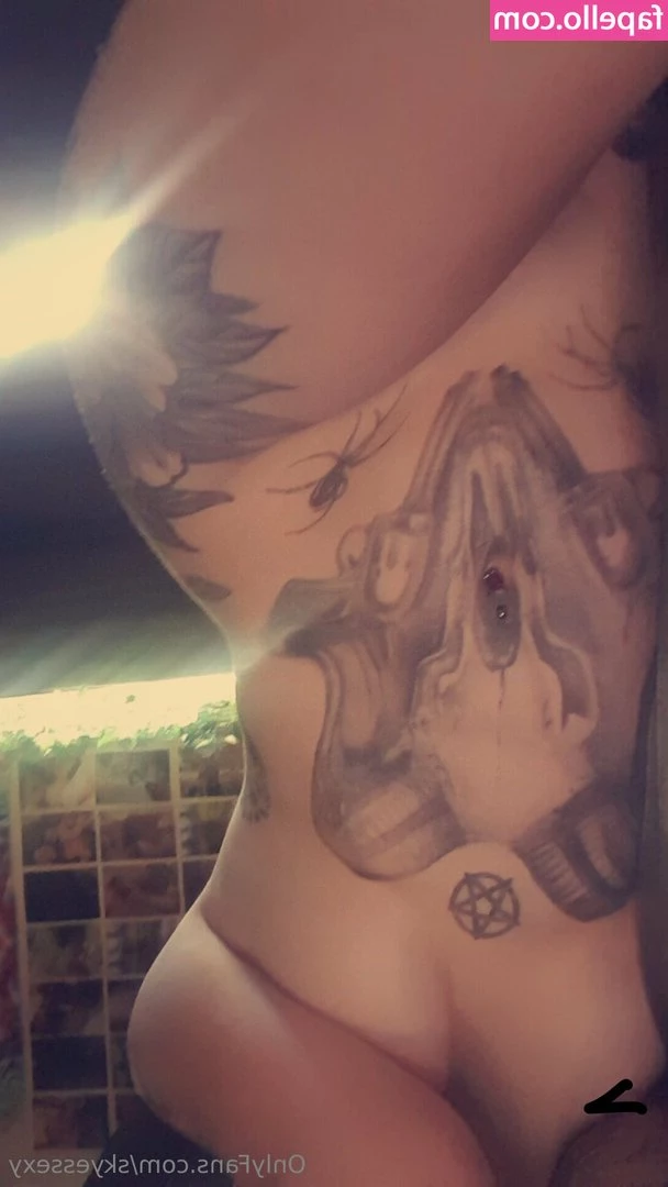 skyessexy - I just started a new tv serie. It's called LAST KINGDOM. If you