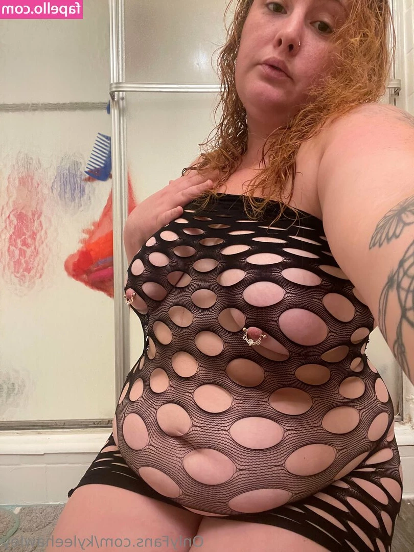 kyleehawley - Describe my ass in one word 🍑