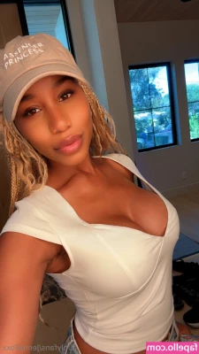 thejennafoxx [ thejennafoxx-1 ] - Just wanted to pop on and say I’m sick, I should be good in a day