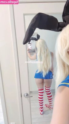 Pawrinu - Does     does senpai like the view   3