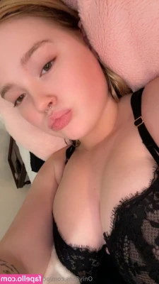 octaviaafterdark - I look with scorn upon you as my heel descends to smash and break you