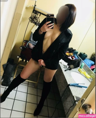 hot_wife91 [ hot-wife91 ] - built like an hourglass 🦋
