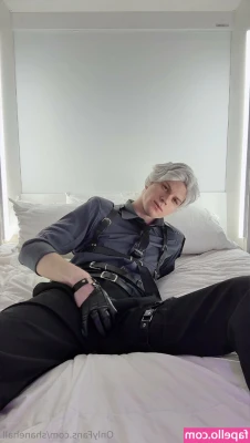 shanehall - new kink: oral fixation @_@ it kinda melted my brain in the end