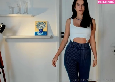 wh4thefuck1 - Good girls always clean their toys before putting them away 🧸 👅