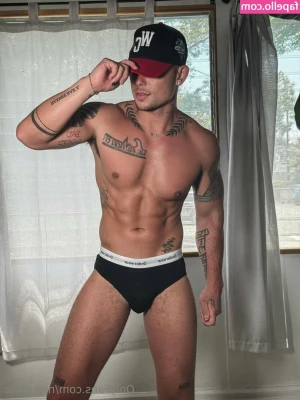nickmasc [ nickmasc-1 ] - im so tight 🥵