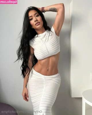 blakchyna - (004) Shoeplay With Hot High Heel Pink Mules and Spreading my Toes  I