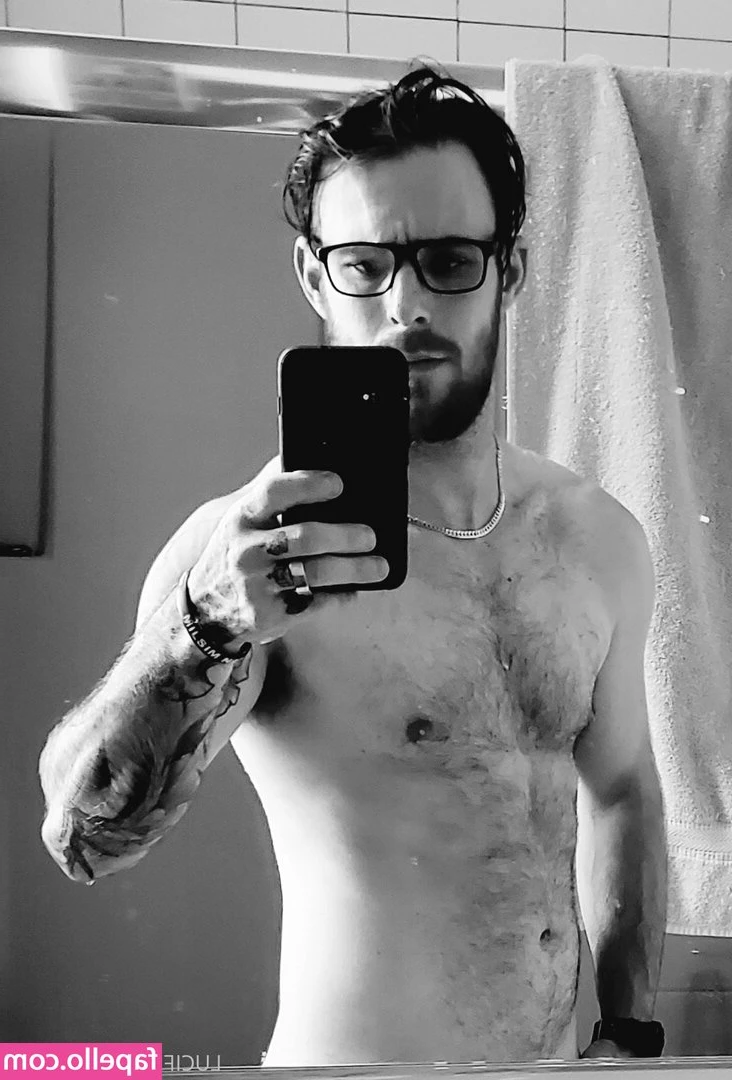lucifer-du-quebec - Nos comimos su polla 🔥🥵