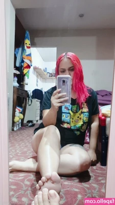 crisschubbylewd - Less than 100 likes away from this next photo set! I should have