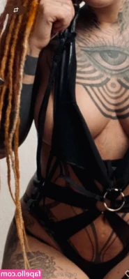 sinuousserpentine - Wanna spank this big ass for me ?😈
