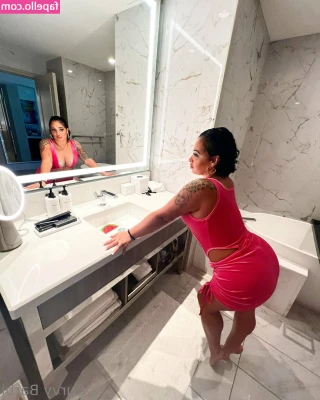 iamcurvybarbi - Got on my knees and gave this guy a sloppy blowjob😋🙊