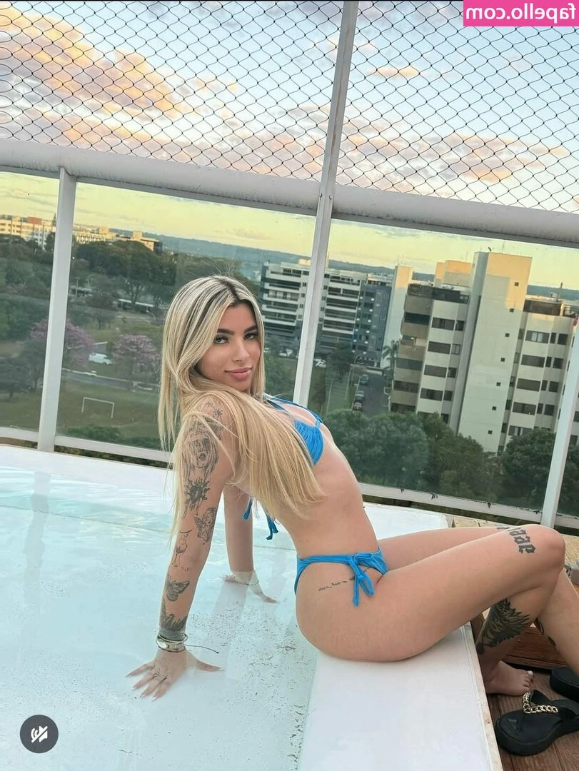 Jordana Xavier [ jordana-xavier ] - Going live in just a few ! Decided last min to do an all you can eat