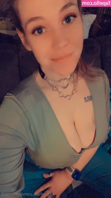 hollymae3 - I shaved my monster cock 😳