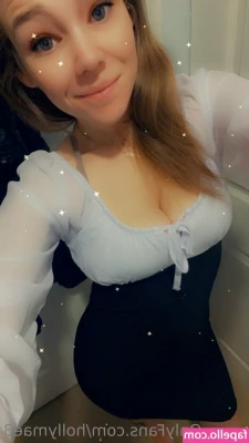 hollymae3 - Bouncing titties