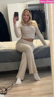 lararosenfeld - Good evening friends, hope you had a fantastic weekend and Happy