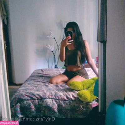 tubabyloba - Vibrations on my clit👌🏻👌🏻👌🏻amazing