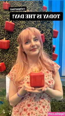 LDShadowLady - 🥀 One of the prettiest robes I own 🥀