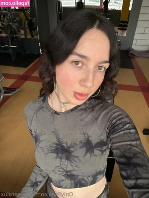 babysaralux - Pie 😋