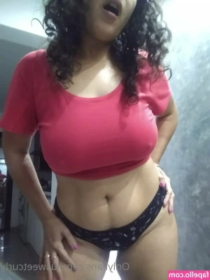 lusweetcurly - Wish I had a cuddle buddy ;)