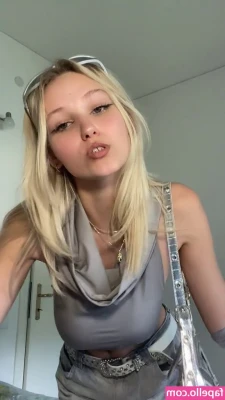Daryna Ivanets [ daryna-ivanets ] - See you in dreamland daddy?