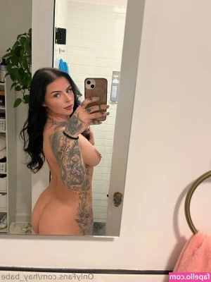 hay_babe [ hay-babe ] - Going to post a hot ass spreading video once I get back from the