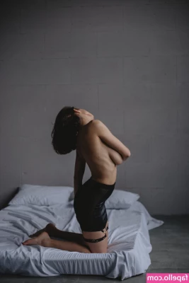 Solomia Maievska [ solomia-maievska ] - Excuse me  I m sorry   I m really such a lady