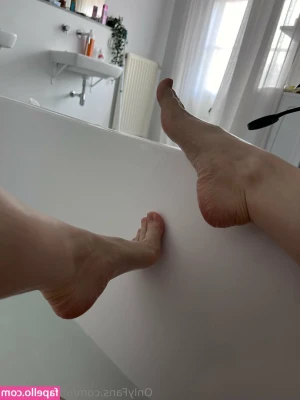 Angela Halee [ angela-halee ] - I'm going to be online all night, come chat with me!