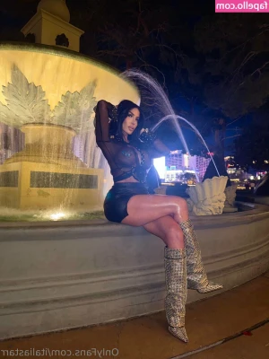 italiastarr [ italiastarr-1 ] - POV: your tatted girlfriend is getting ready for the night - trying