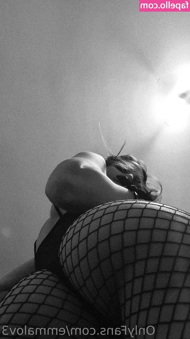 emmalov3 - Red.... (cause you spanked it 😡)