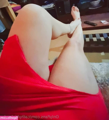 cathybigboobs - ASS THURSDAY! 🍑💦 Do you want to see me spreading my thick ass