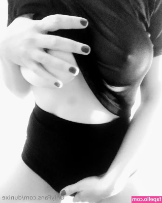 dunixe - Want to serve a goddess like me? 😈😉👅