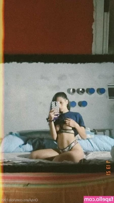 lolaa1995 - You taught me about your past thinking your future was me